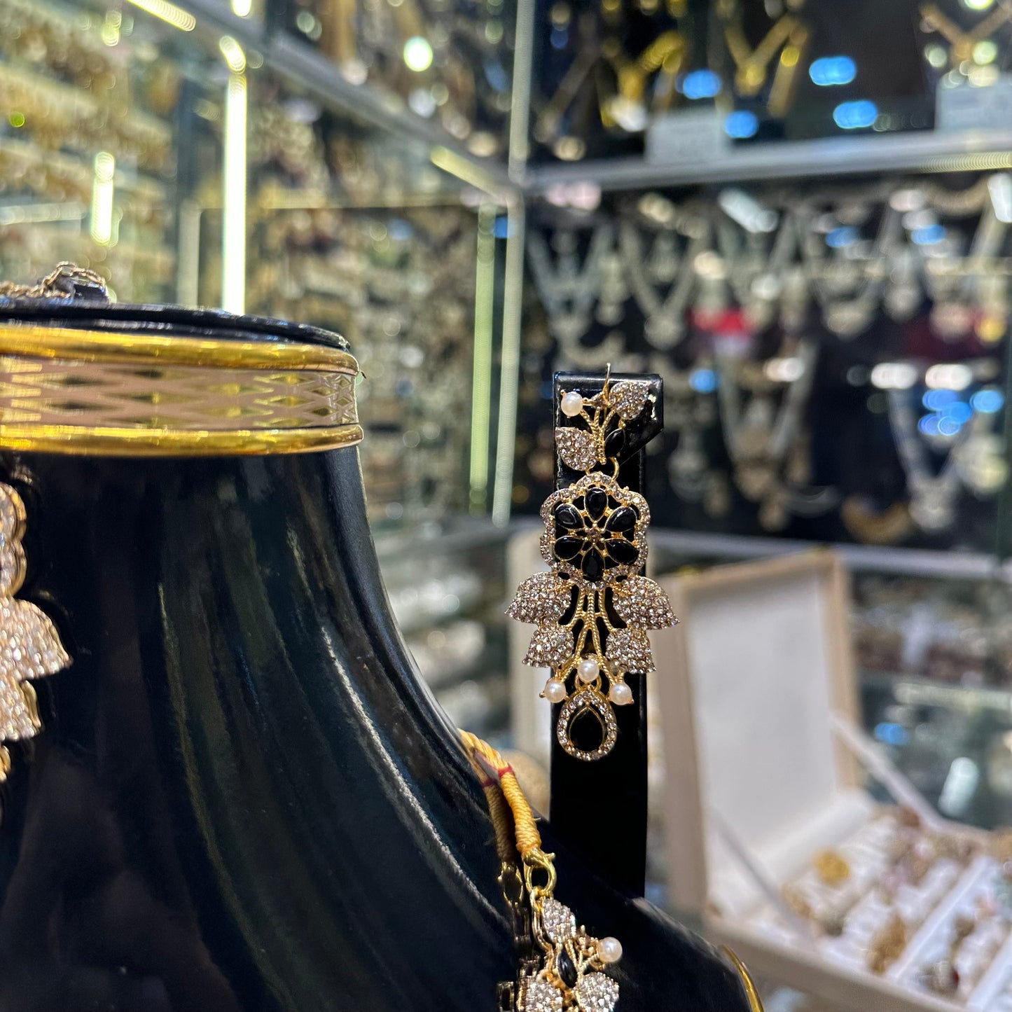 The Onyx Bloom Ensemble (Black & Gold)