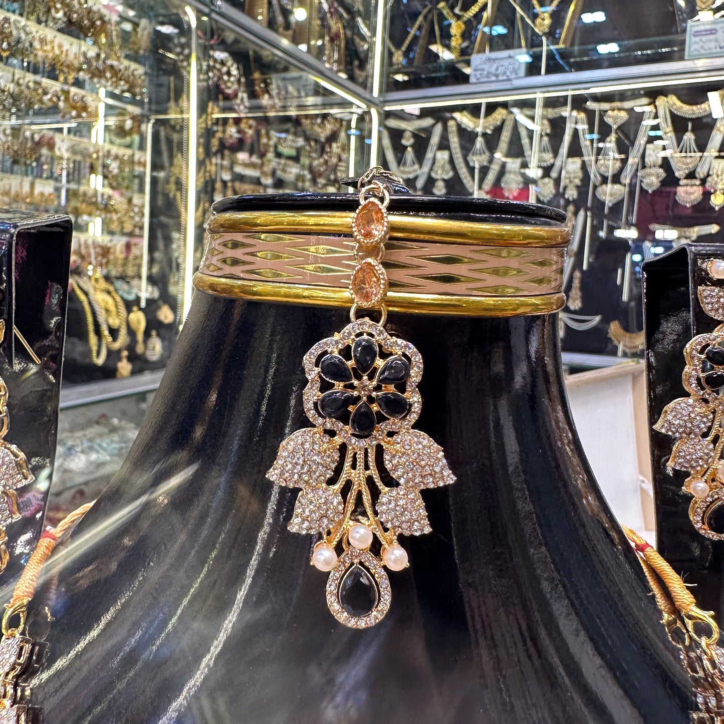 The Onyx Bloom Ensemble (Black & Gold)