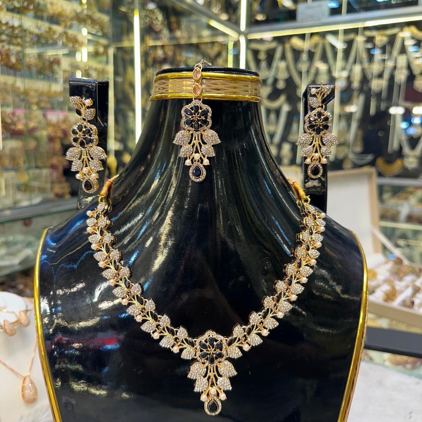 The Onyx Bloom Ensemble (Black & Gold)